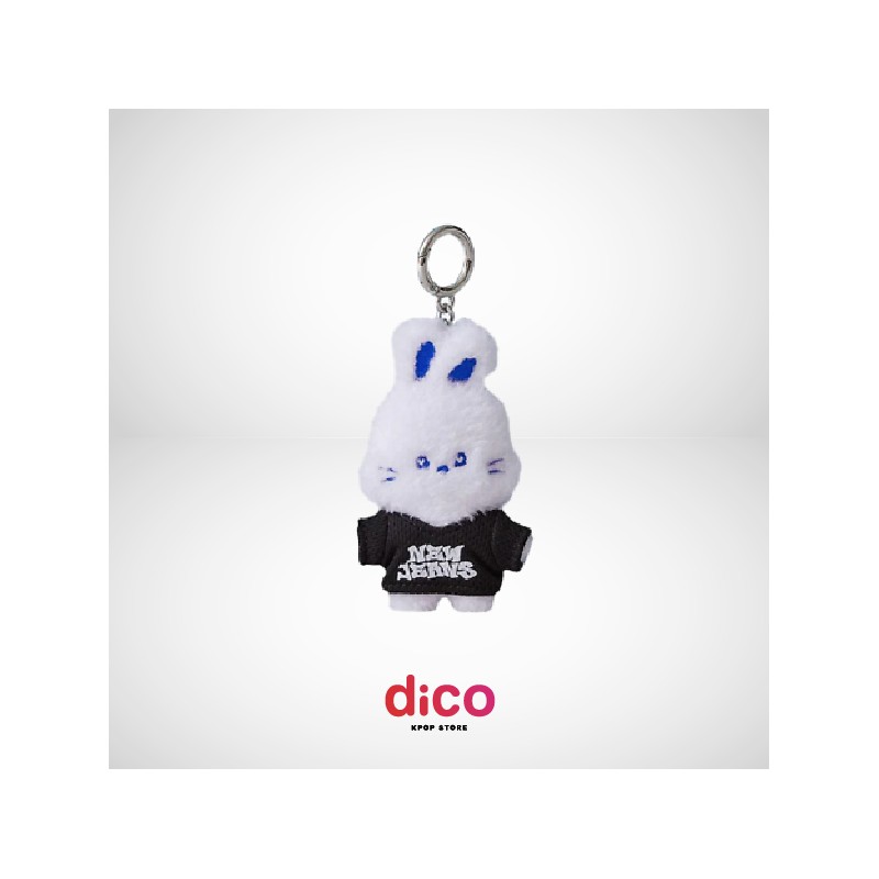 NEWJEANS - bunini MINI COSTUME KEYRING (WHITE) NEWJEANS - bunini MINI COSTUME KEYRING (WHITE)